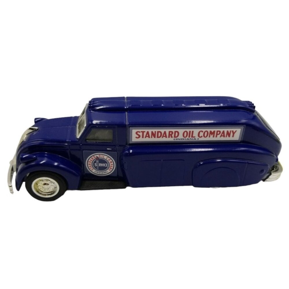 1938 Dodge Airflow Tanker Bank Die Cast Limited Edition Scale Models Standard